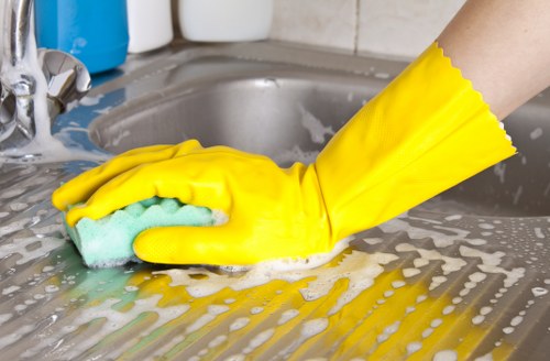 Closing a carpet cleaners complaint with a final review